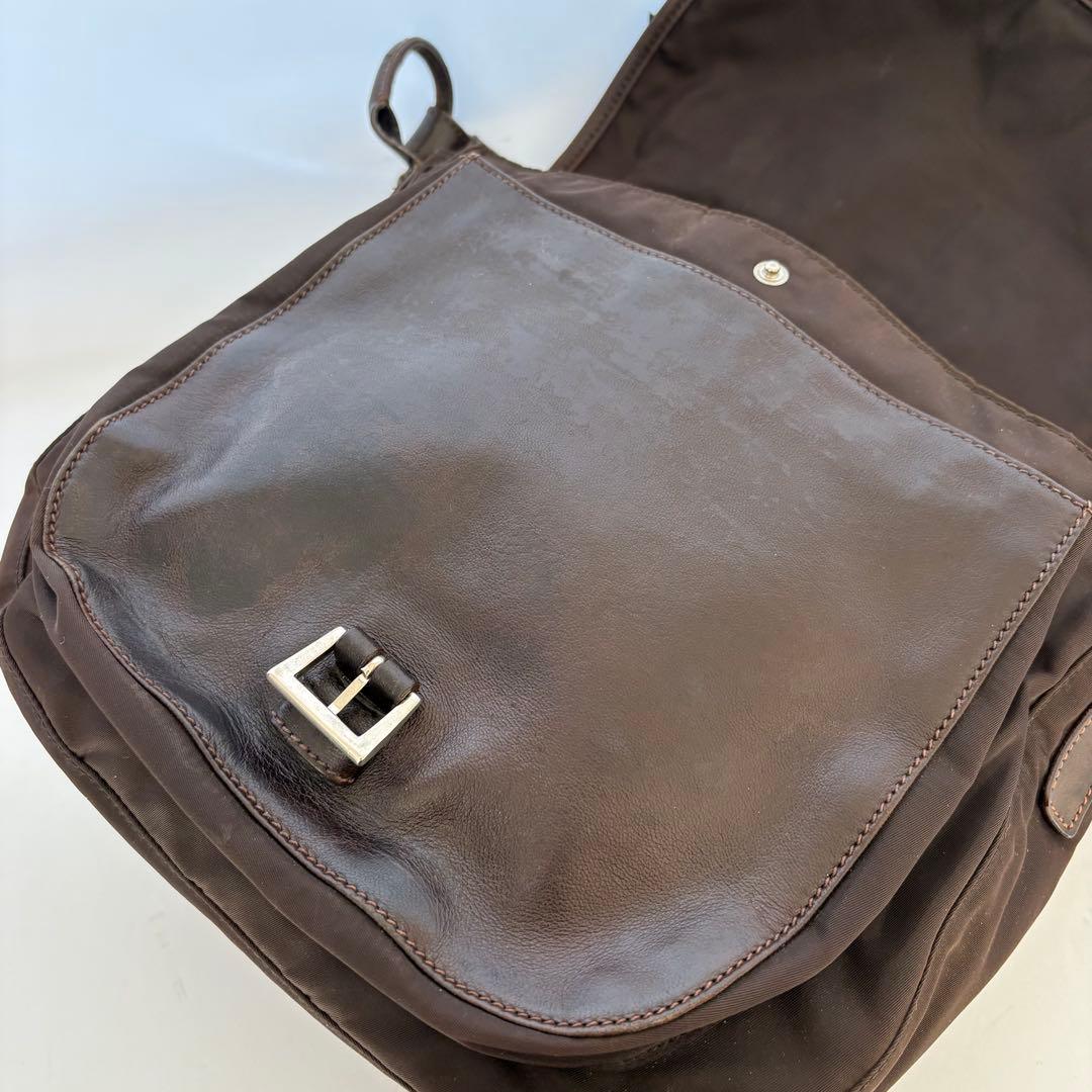 PRADA プラダ 三角ロゴ ショルダーバッグ レザー ブラウン ナイロン