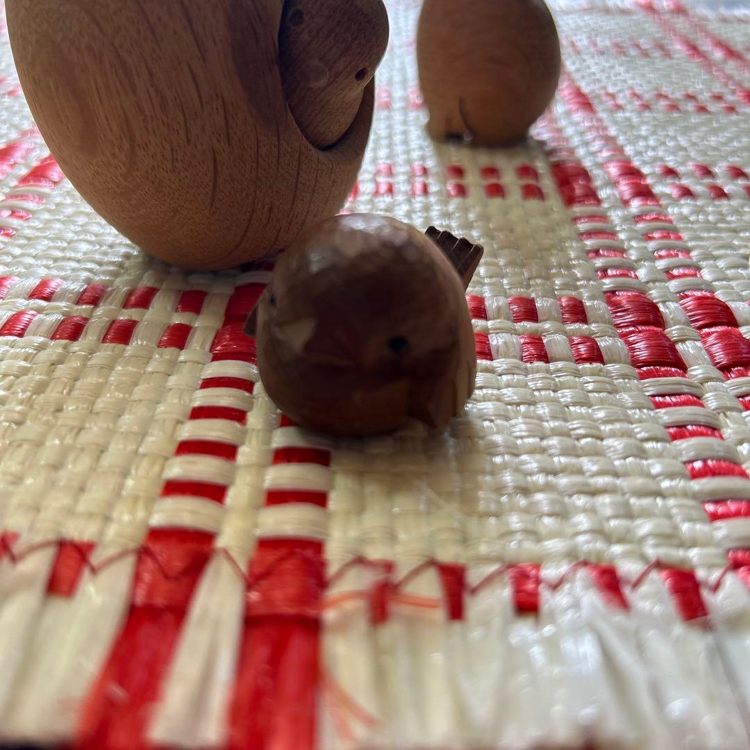 値下げしました！太田久幸 卵ヒヨコ ウッドクラフト　すずめ　木製文鎮うさぎ