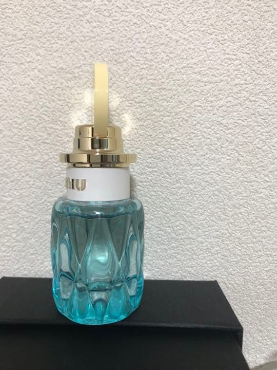 ミュウミュウ ロー ブルー オードパルファム 30ml