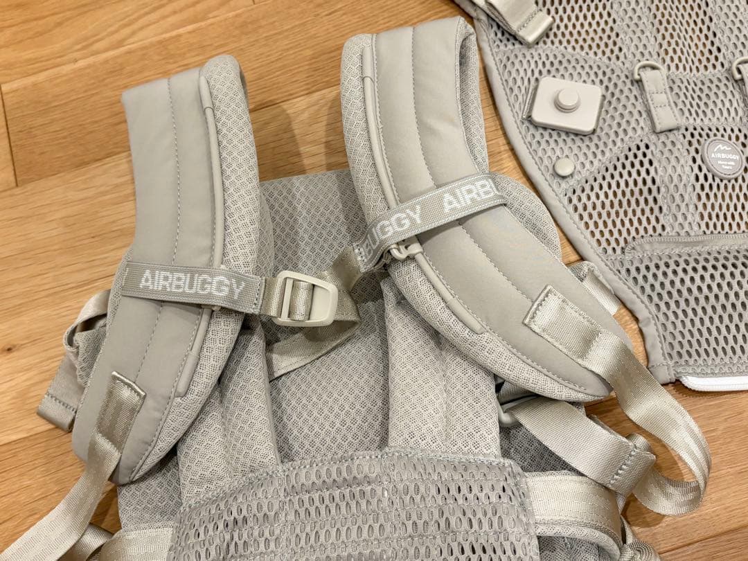 ちょこりん　　✴︎極美品✴︎エアバギー　抱っこ紐　公式バックルカバー付き！