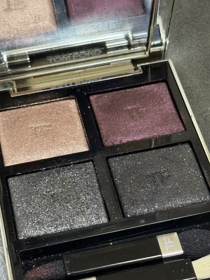 TOM FORD リップカラー 01 BADASS 限定