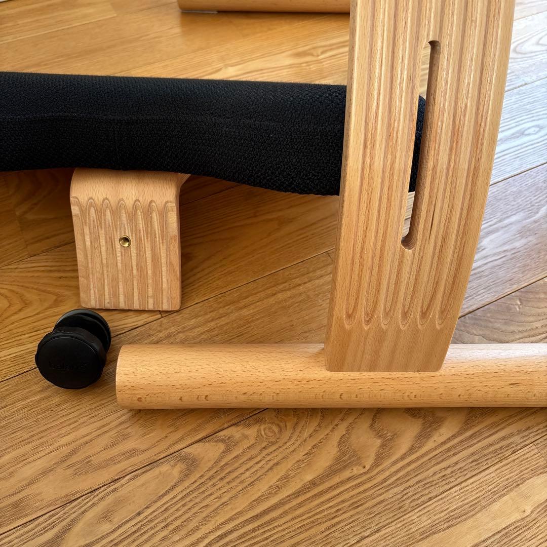 美品　balans lab balans Easy 姿勢矯正チェア ブラック