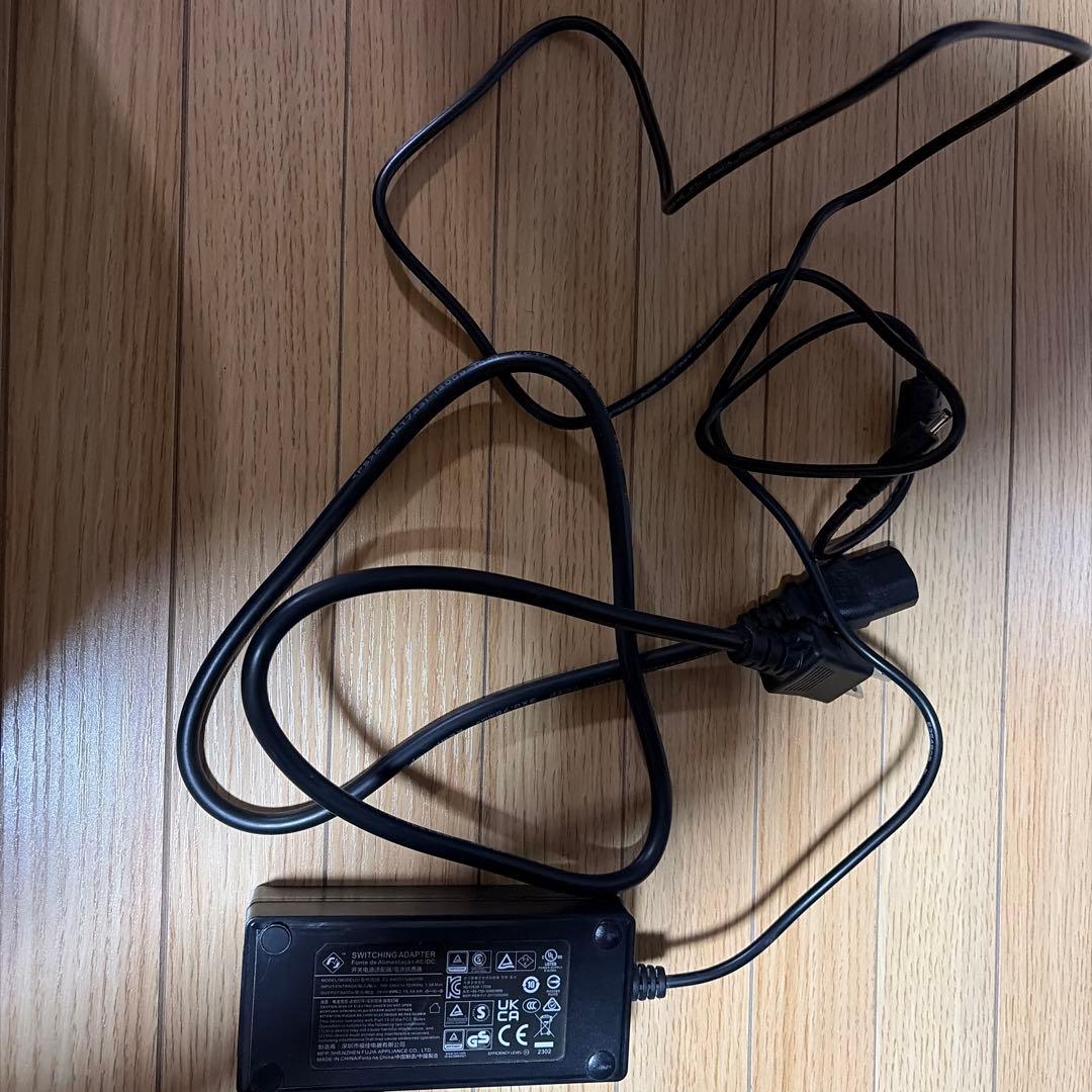 Madenia ネイルマシーン