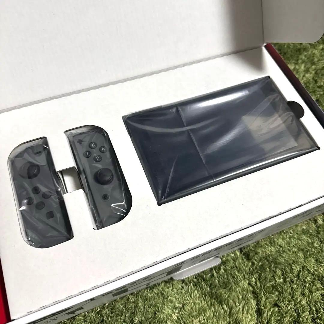 【美品　プロコン、LAN、カバー付】Nintendo Switch ブラック本体