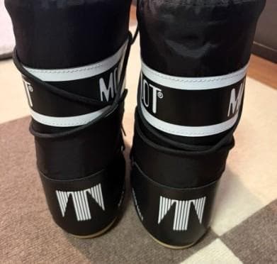 MOON BOOT ムーンブーツ ブラックバックホワイト 39/41 美品