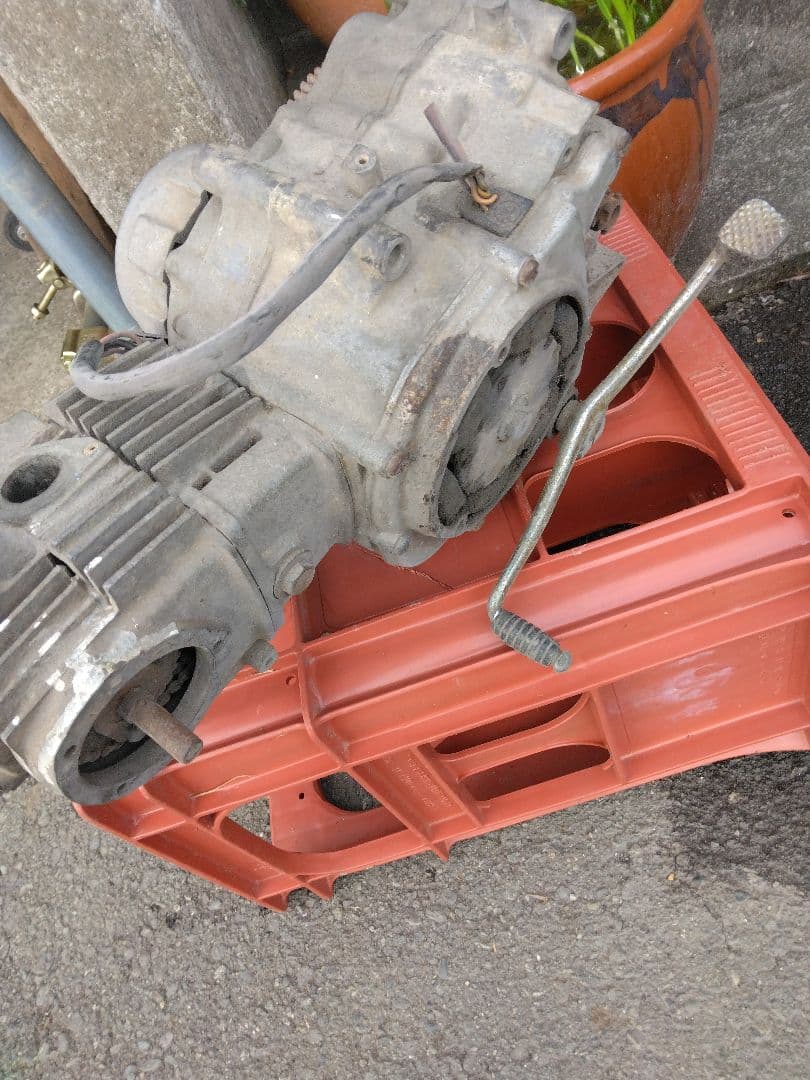 ホンダ90ccバイク用エンジン 空冷タイプ 使用感あり