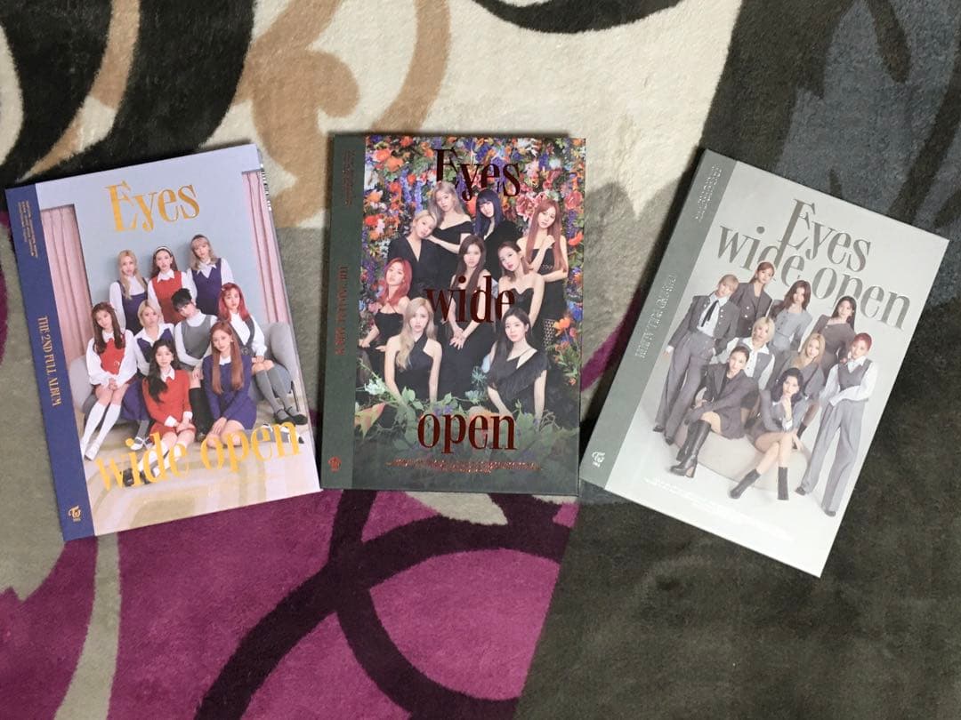 TWICE 限定特典付アルバム&未開封パズルピース