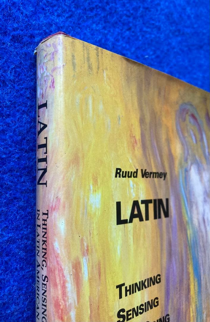 洋書 LATIN