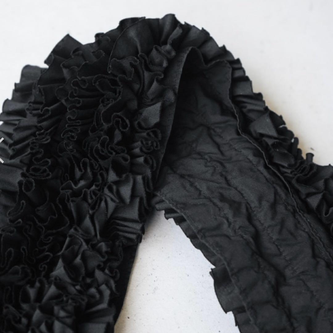 完売品　R&D.M.Co- オールドマンズテーラー　フリルボディバッグ　黒