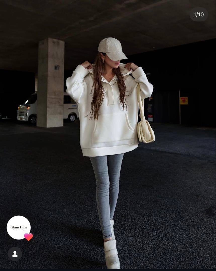 グラムリップス　パーカー