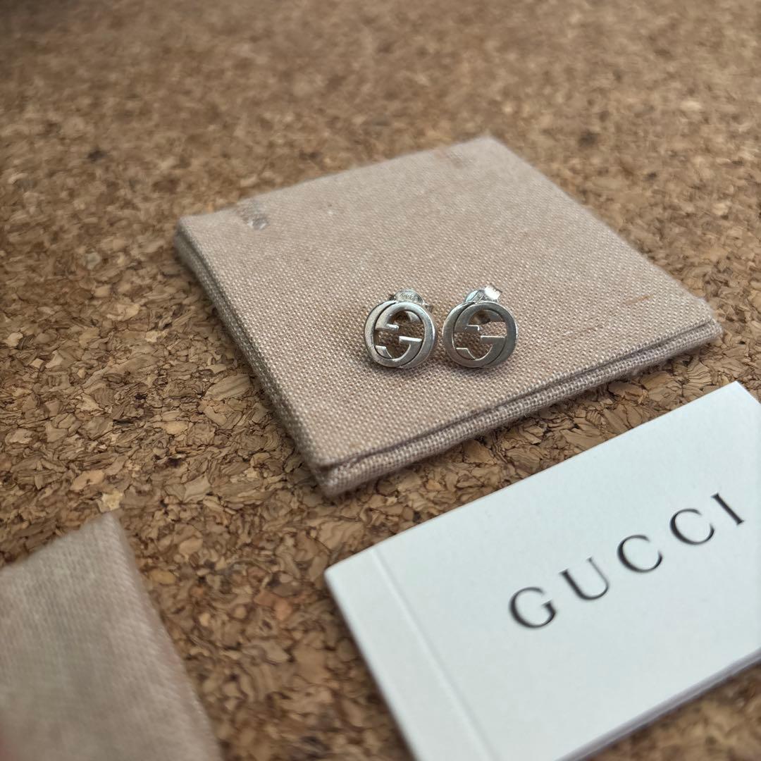GUCCI グッチ インターロッキング ピアス 両耳
