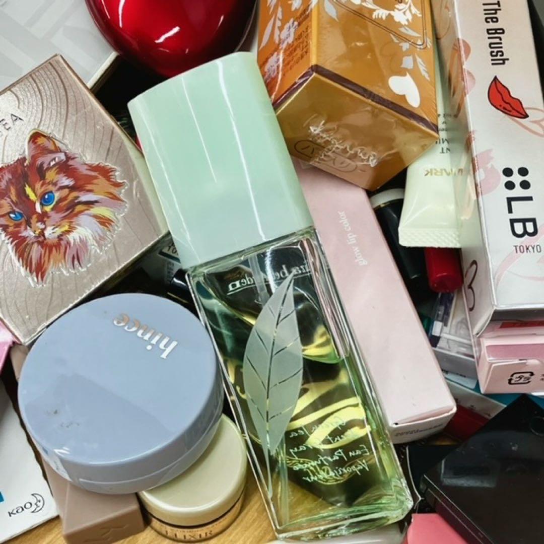 ♪コスメ大量まとめ売り約90点！