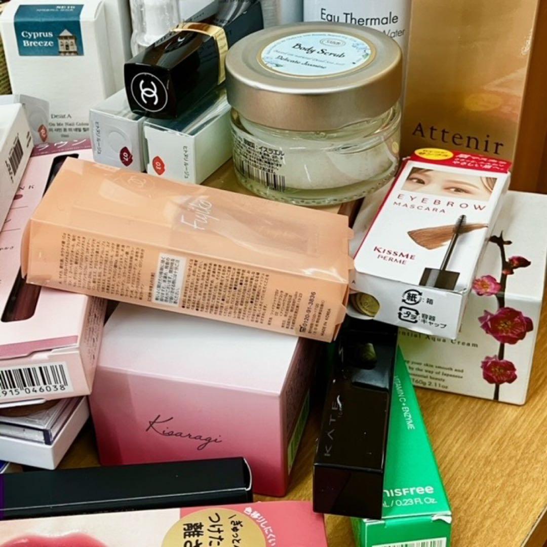 ♪コスメ大量まとめ売り約90点！