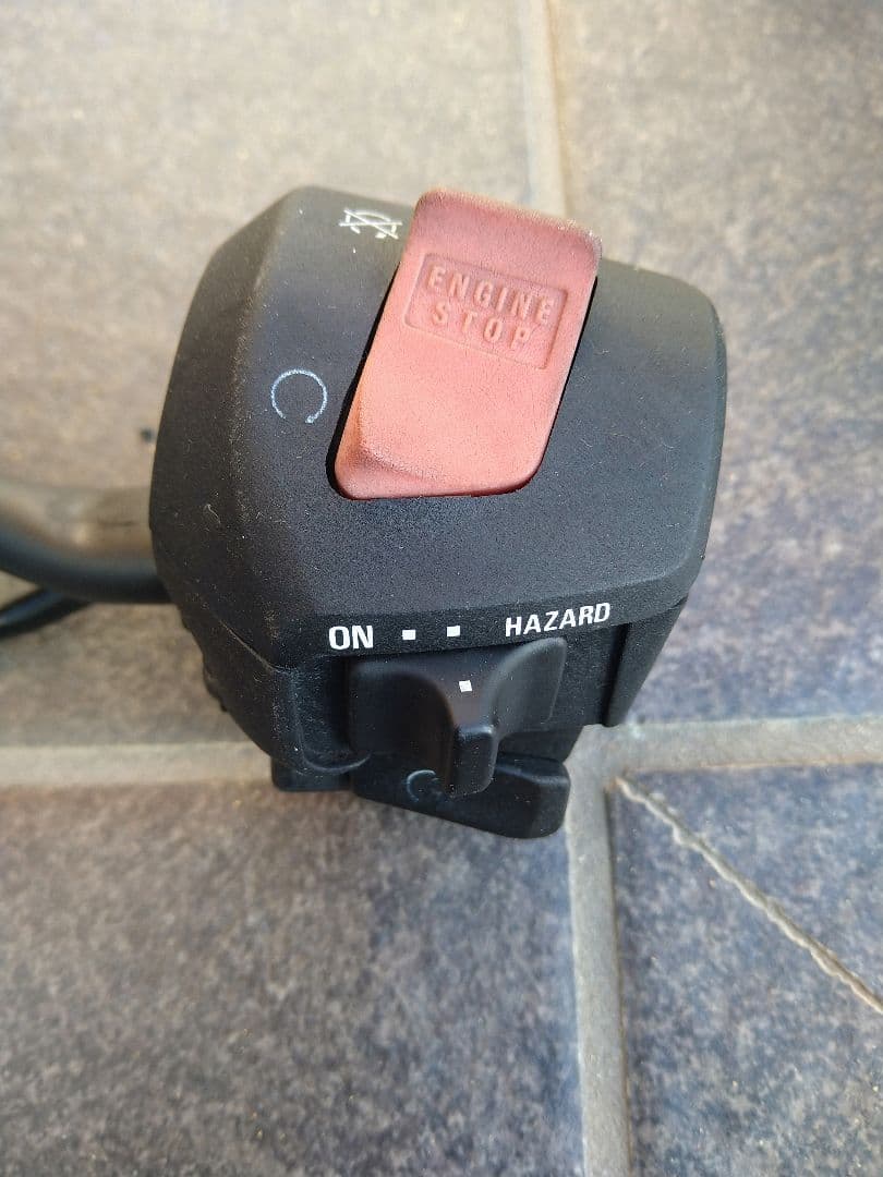 バイク　ハンドルスイッチ