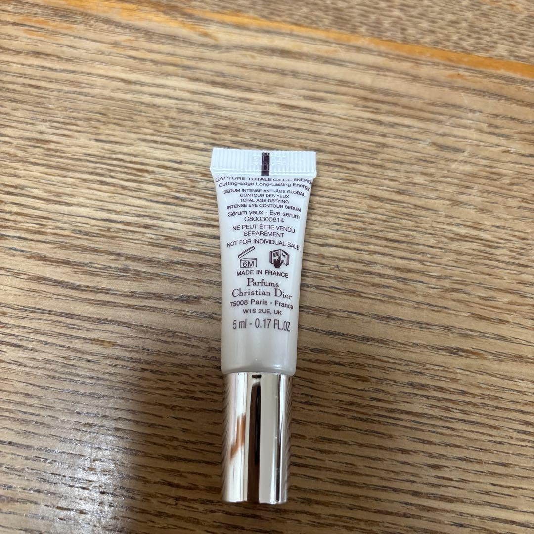 譚　Dior キャプチュール