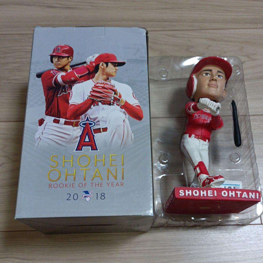 大谷翔平選手、新人王記念ボブルヘッド人形+トレーディングカード付