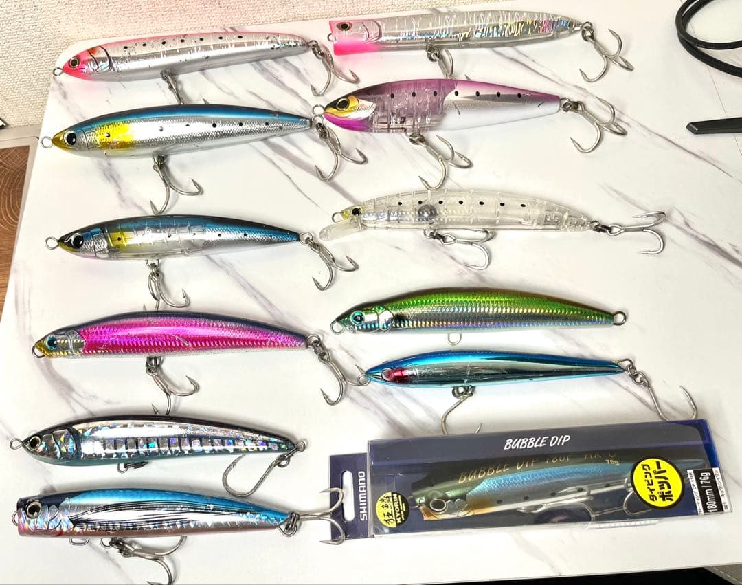 大型ルアー12本　引退品