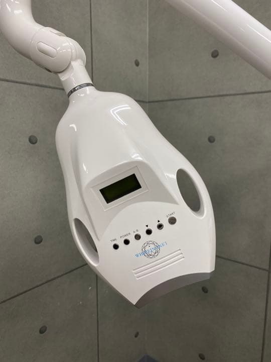 シャリオン社製ホワイトニング機器＋備品一式