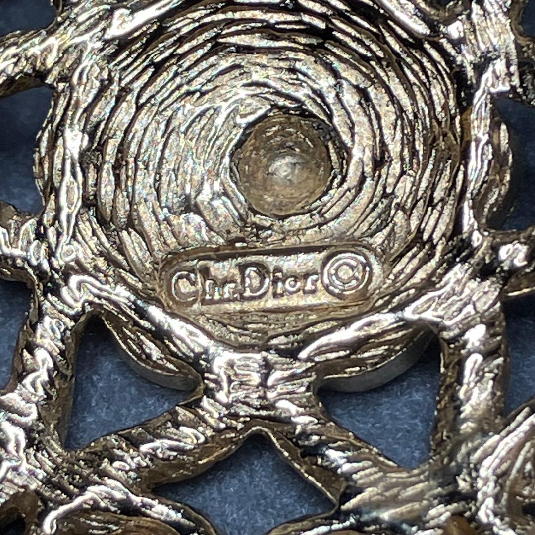 Christian Dior 円形ブローチ