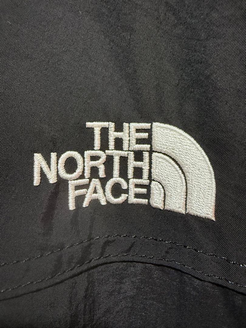 THE NORTH FACE ハイドレナウィンドジャケット　 黒　ブラック