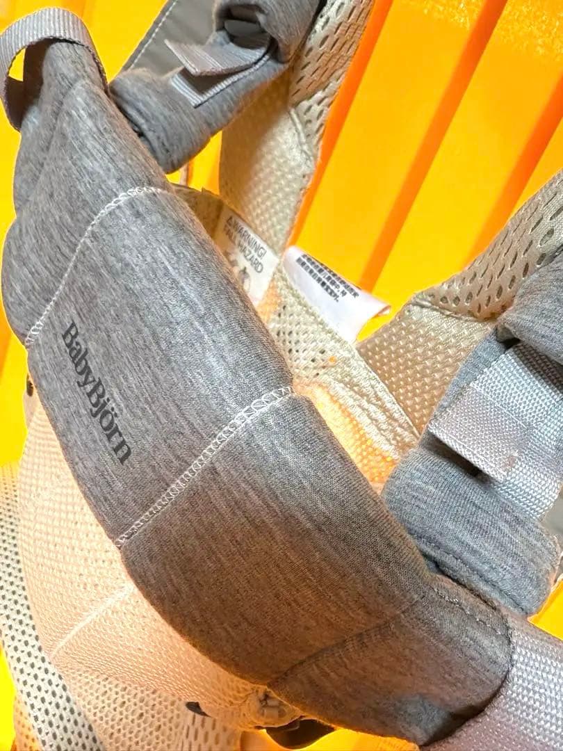 【羽愛 】BabyBjörn HARMONY 抱っこ紐 クリーム