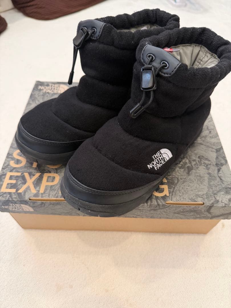 ザノースフェイス　ヌプシ ブーティ　ウール　24センチ