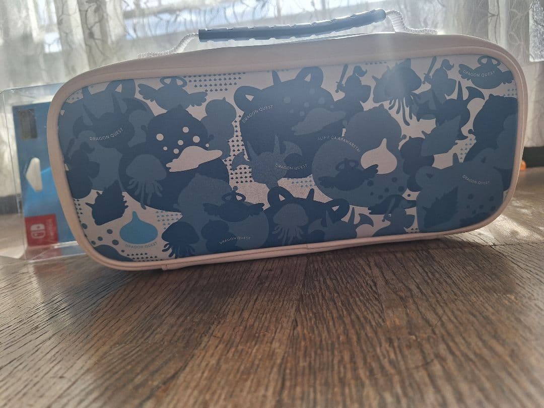 ドラゴンクエストミディアムポーチ＆グリップコントローラー Fit