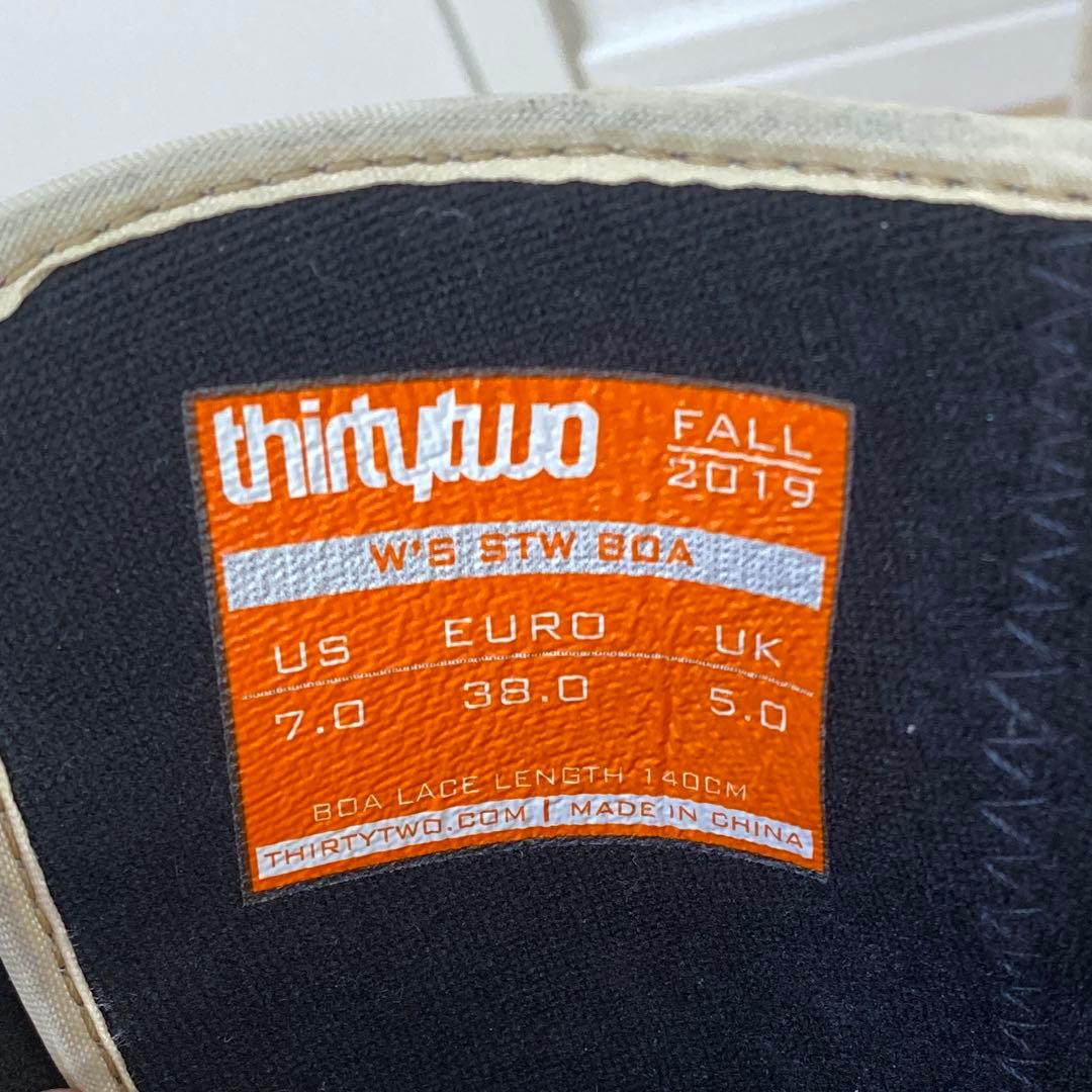 あいこ】 THIRTYTWO スノボブーツ　W’S STW BOA 24㎝