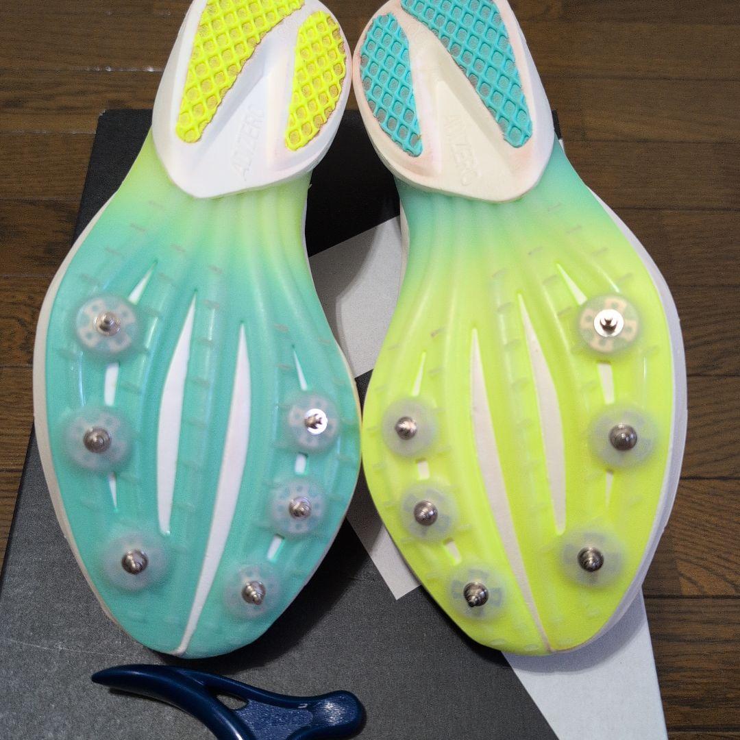アデゼロアバンチ（adidas）スパイクシューズ