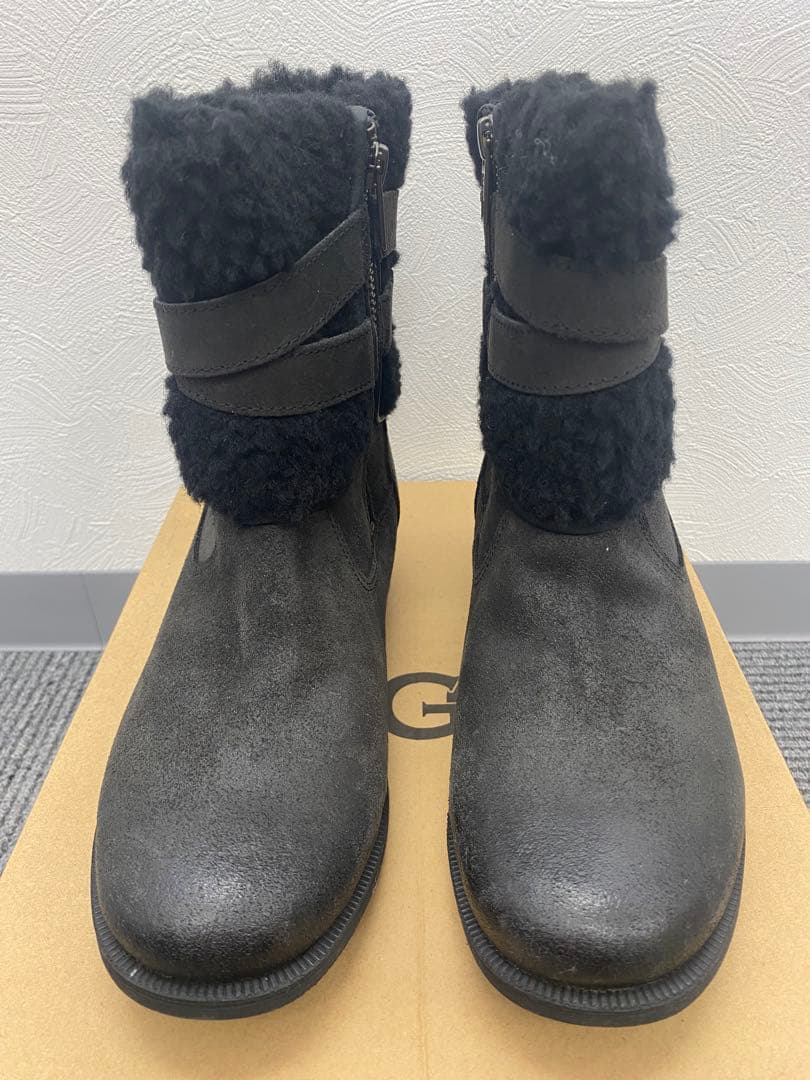 アグ UGG ムートンブーツ クラシックミニ レディース23.5㎝