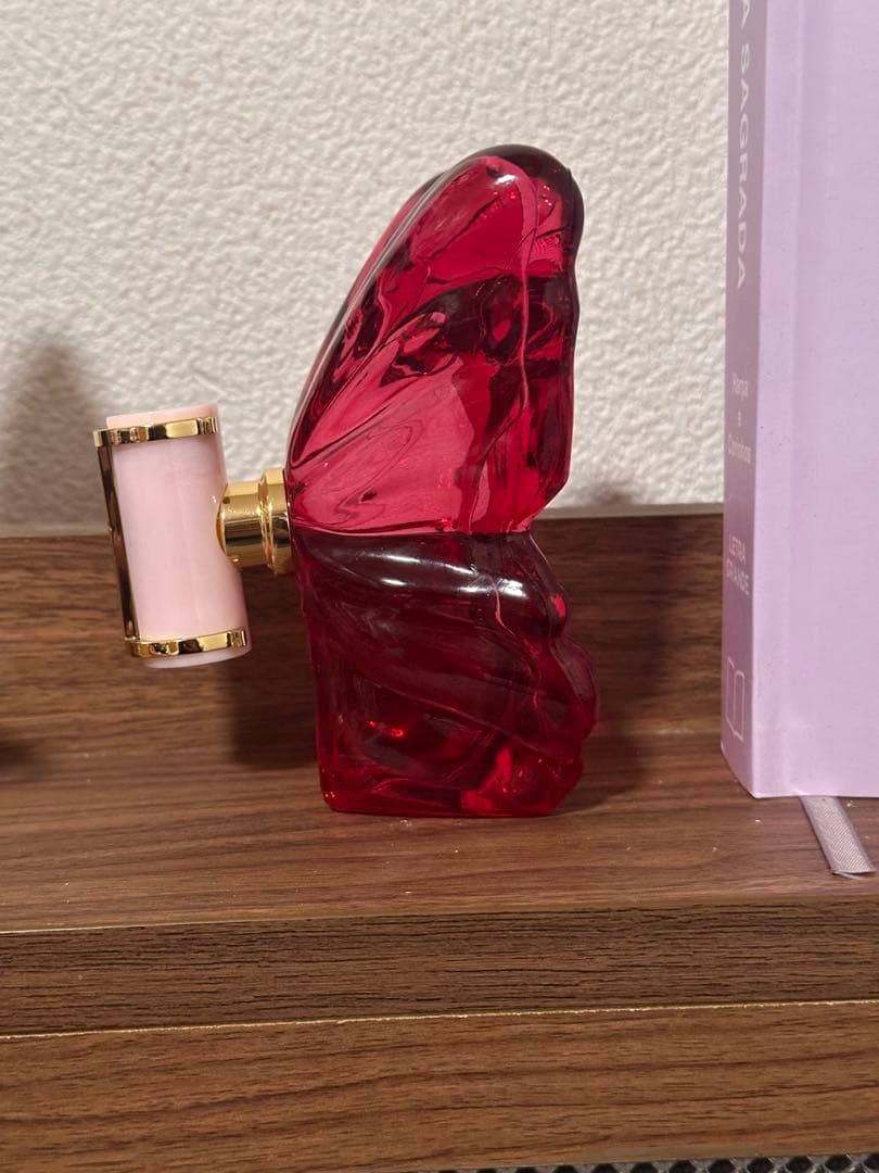 香水(女性用) LA BOMBA 80ML,CAROLINA HERRERA