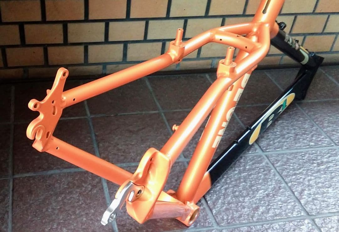 Be-ONE 　マウンテンバイク フレーム 新品