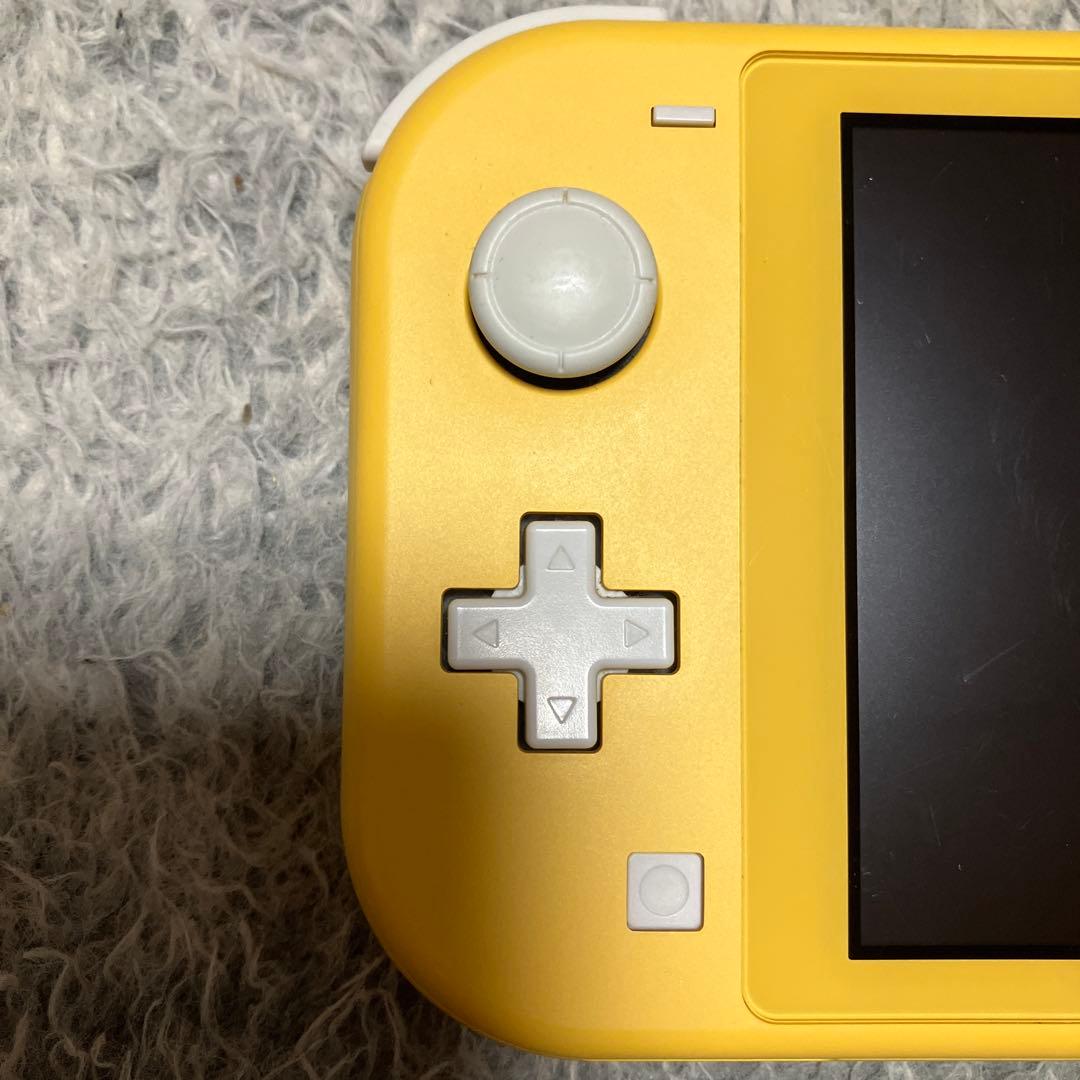 4*ま様 Nintendo Switch Lite イエロー 本体