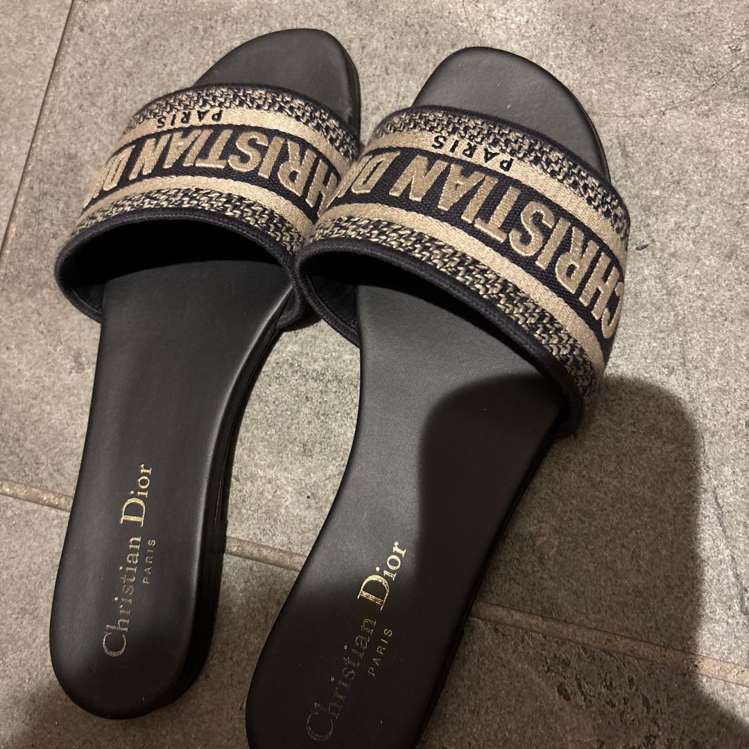 ディオール　サンダル