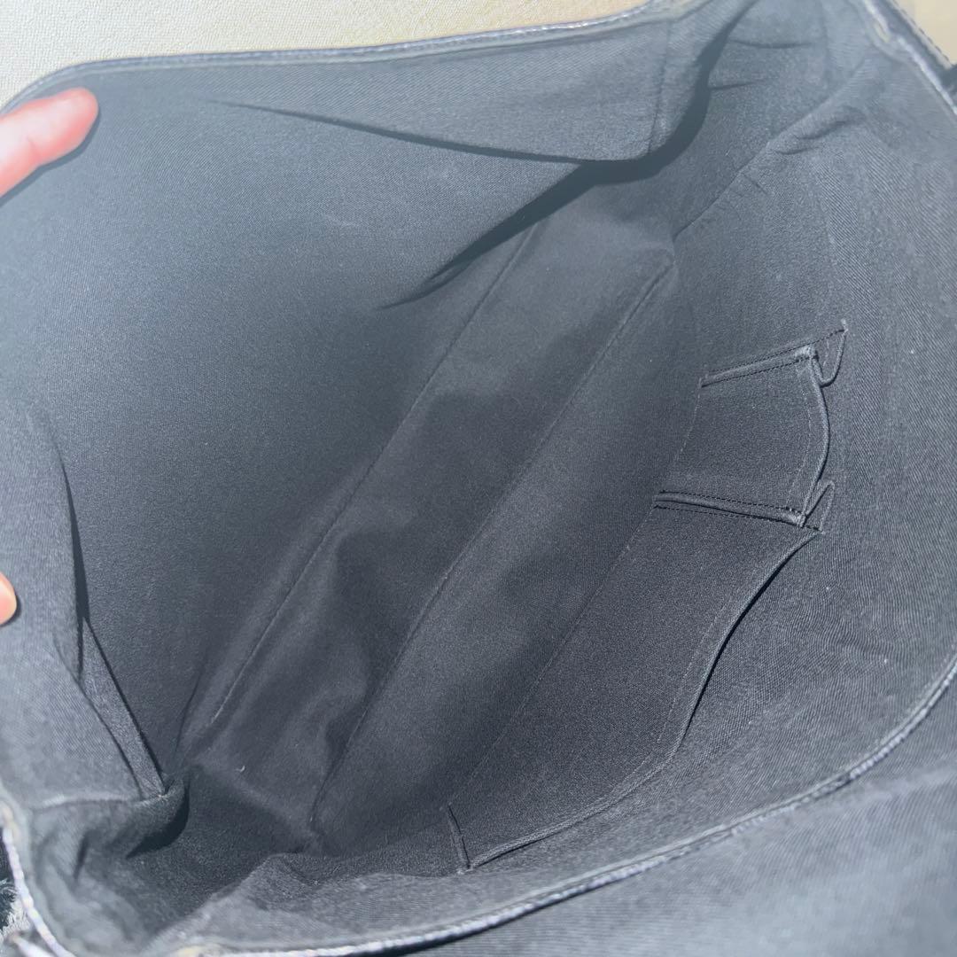 Louis VuittonディストリクトMM ショルダーバッグ