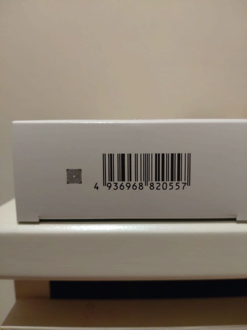 最終値下げ！PRADA クッションファンデーション、香水