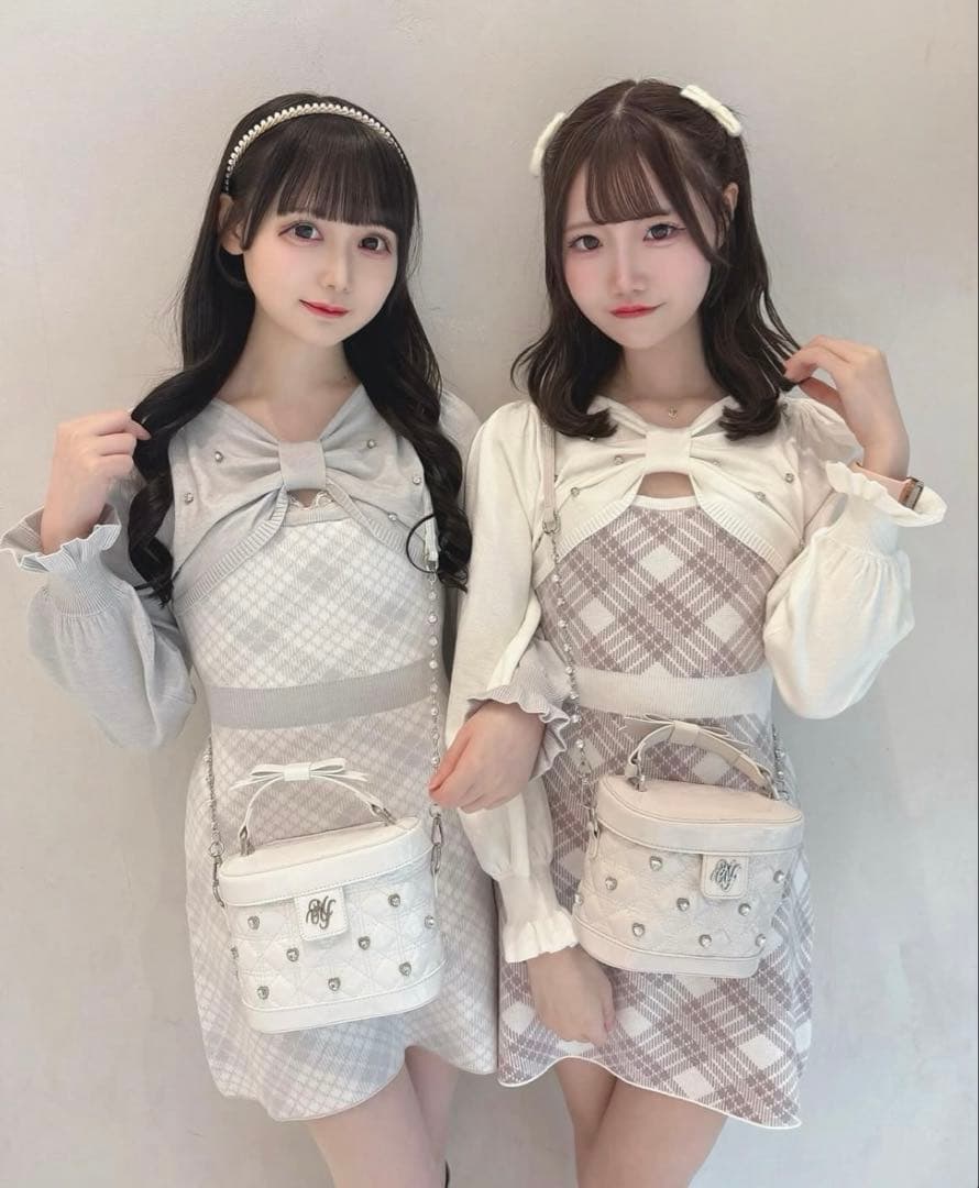 evelyn エブリン 長袖チェックリボンニット ピンク