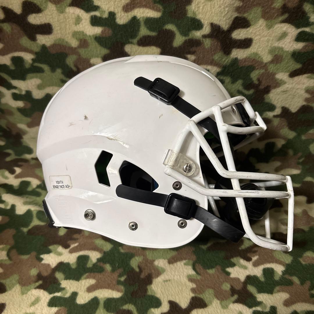 アメフトschutt YOUTH VENGEA NCE A3＋ サイズLARGE