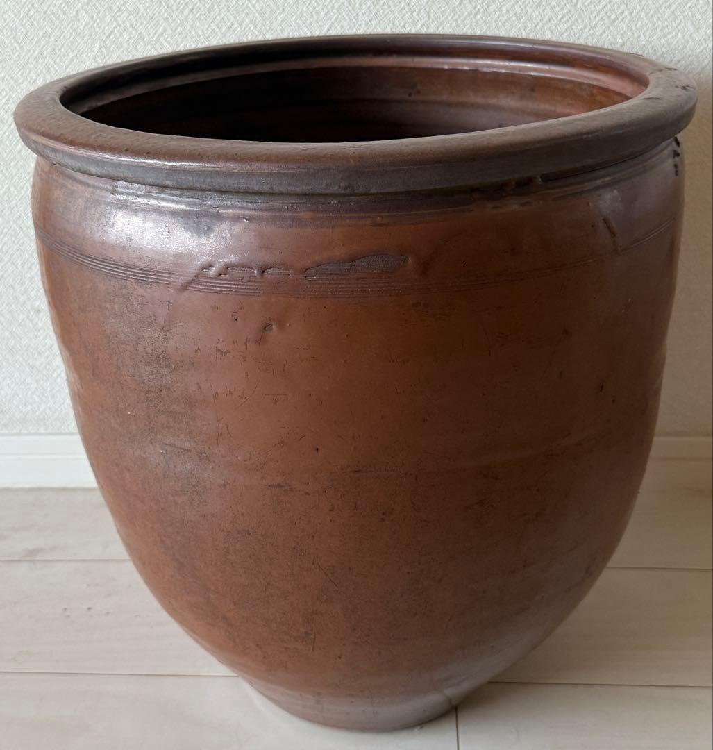 ツボ　メダカ　睡蓮　庭　壺　風情　常滑焼？ 陶器製 円筒形 鉢 約30cm以上