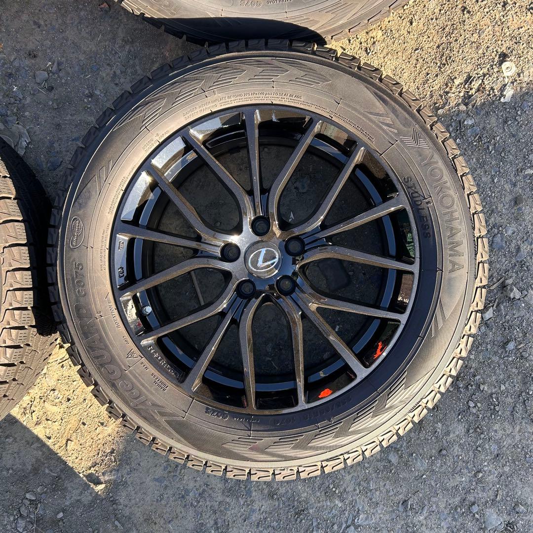 [美品][バリ溝]レクサス等23年YOKOHAMAスタッドレス235/60R18
