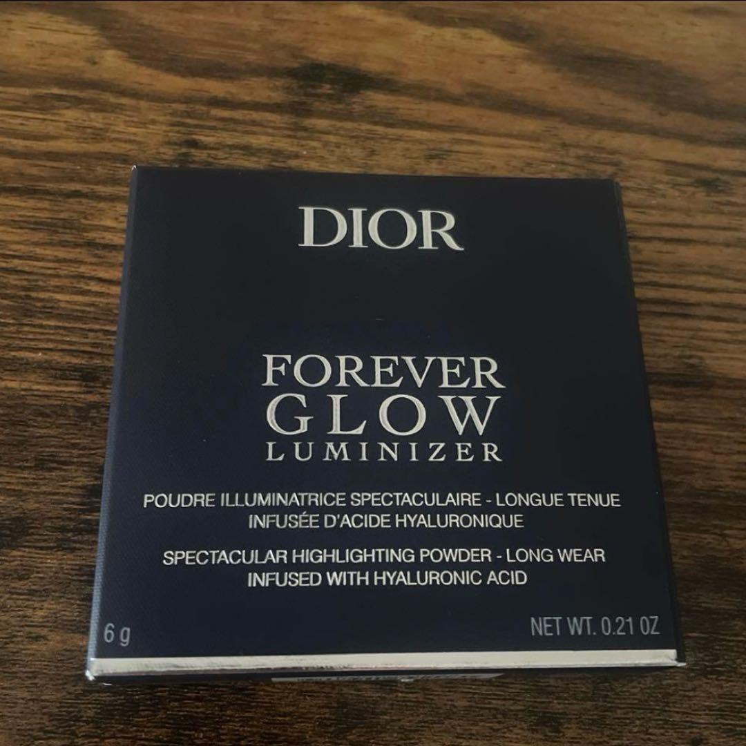 【新品】 Dior スキンフォーエヴァーグロウルミナイザー ホリデーコレクション