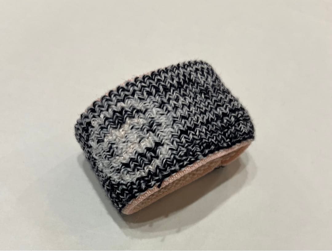 シャネル☆リストバンド　ココマーク　ヴィンテージ　バングル　ブレスレット　ロゴ