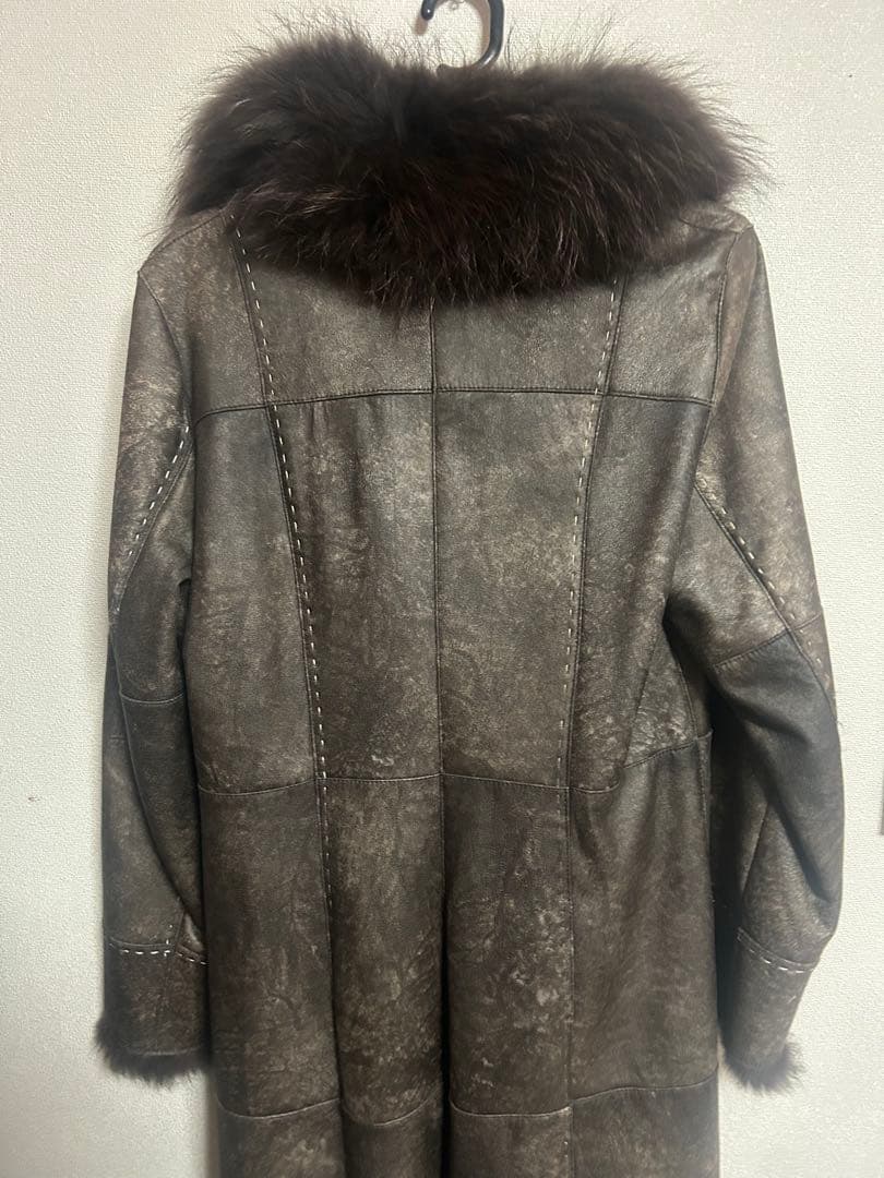 兎革 ファーコート 定価18万