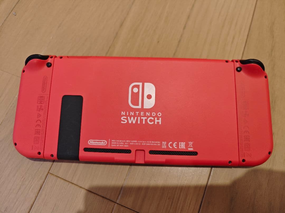 ニンテンドースイッチ マリオレッド 液晶バッテリー強化型