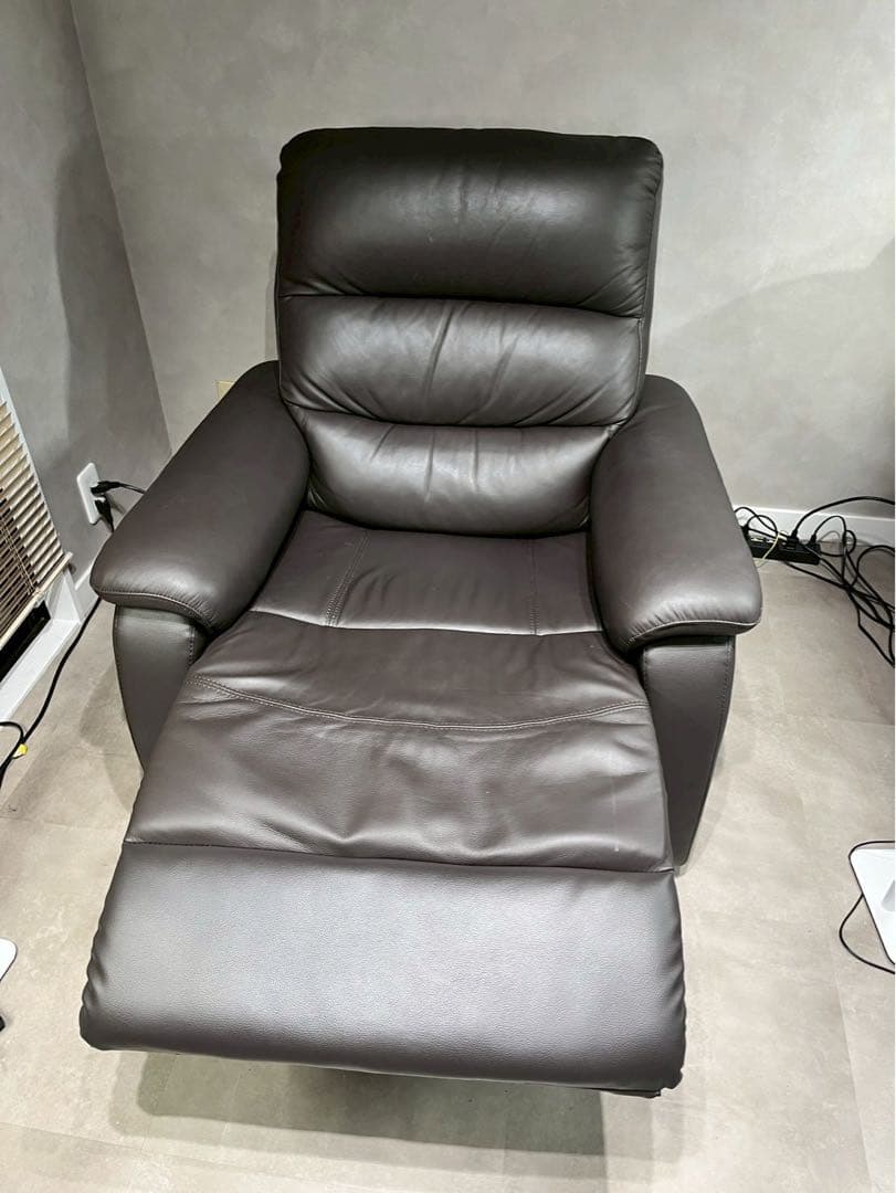 [早い者勝ち]ニトリ Nビリーバ 電動リクライニングソファ1人用 ダークブラウン