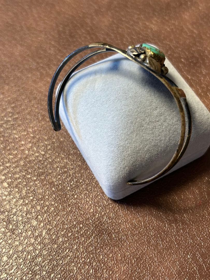 ヴィンテージ ネイティブアメリカン ナバホ ASHLEY刻印バングル