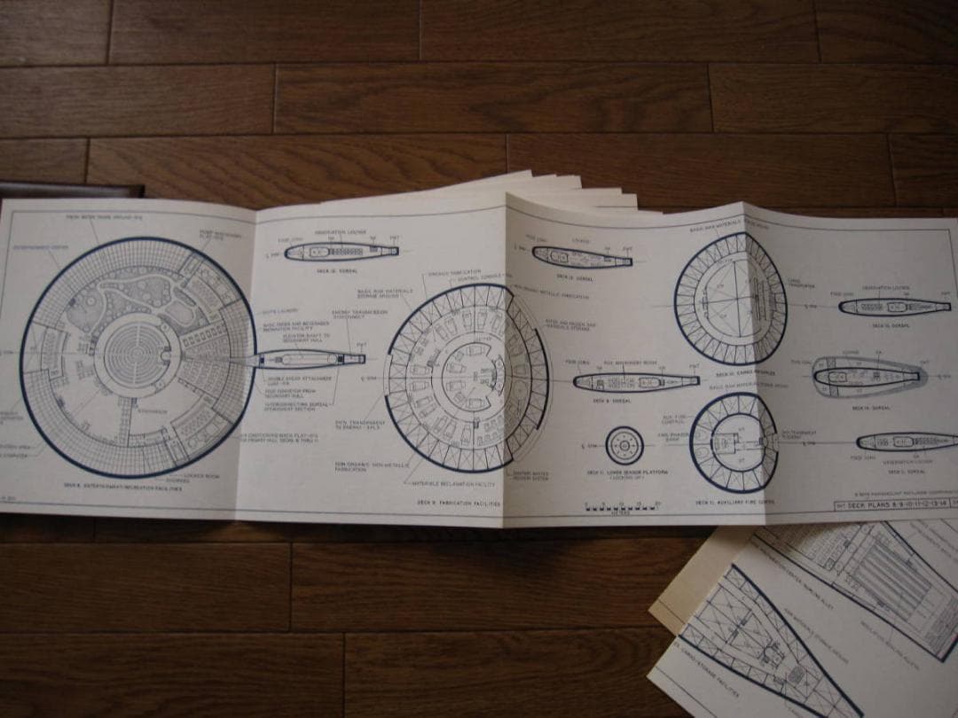 Star Trek Blueprints　スタートレック　宇宙船　設計　青写真