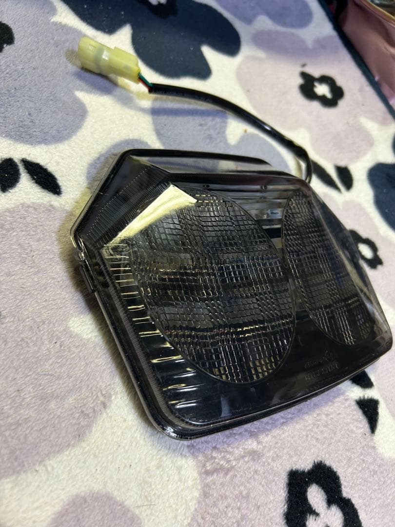 CB400SF スモークテールランプ