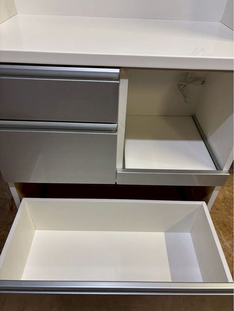 ニトリ 食器棚 キッチンボード H201 W80 D42