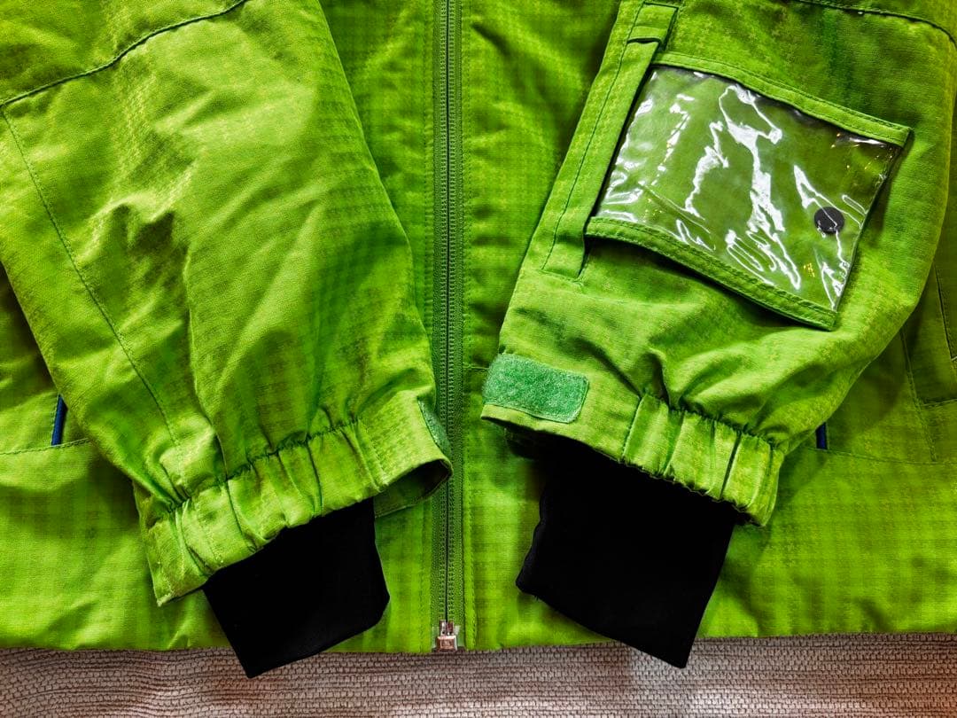 phenix フェニックス　子ども用スキーウェア サイズ150